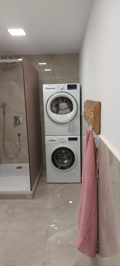 Apartment Hanny Lasko Bagian luar foto